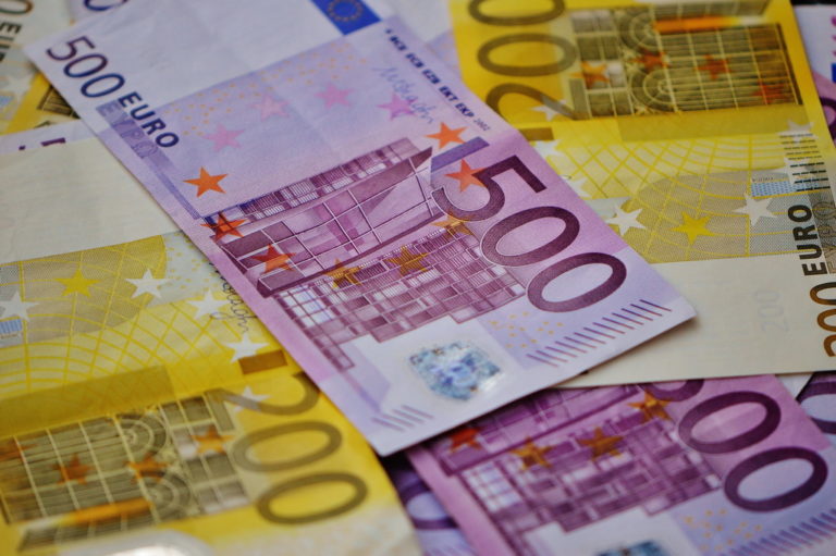 Inwestowanie w sztukę i kolekcjonerskie przedmioty: Alternatywne ścieżki inwestycyjne.