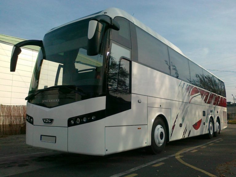 Wynajem busów w warszawie: kompleksowa obsługa i bezpieczeństwo podróży