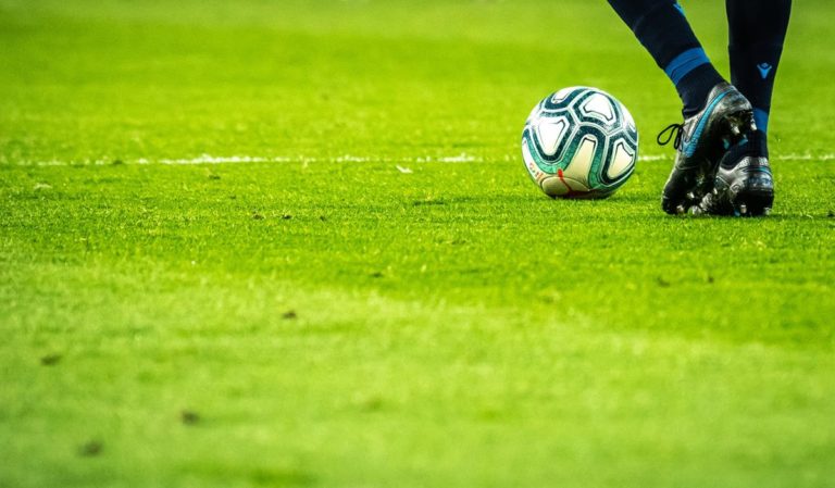 Trening piłkarski w domu - jak stać się lepszym zawodnikiem?