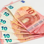 Finansowanie zakupu nieruchomości: Jak skutecznie zabezpieczyć kapitał na własne mieszkanie